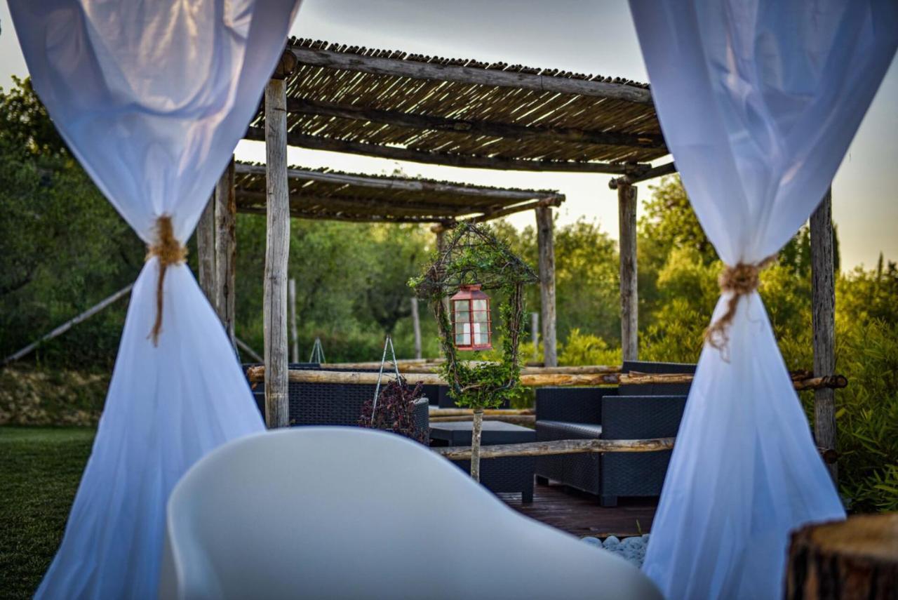 Bed and Breakfast Essenziale Castell'Anselmo Exterior foto
