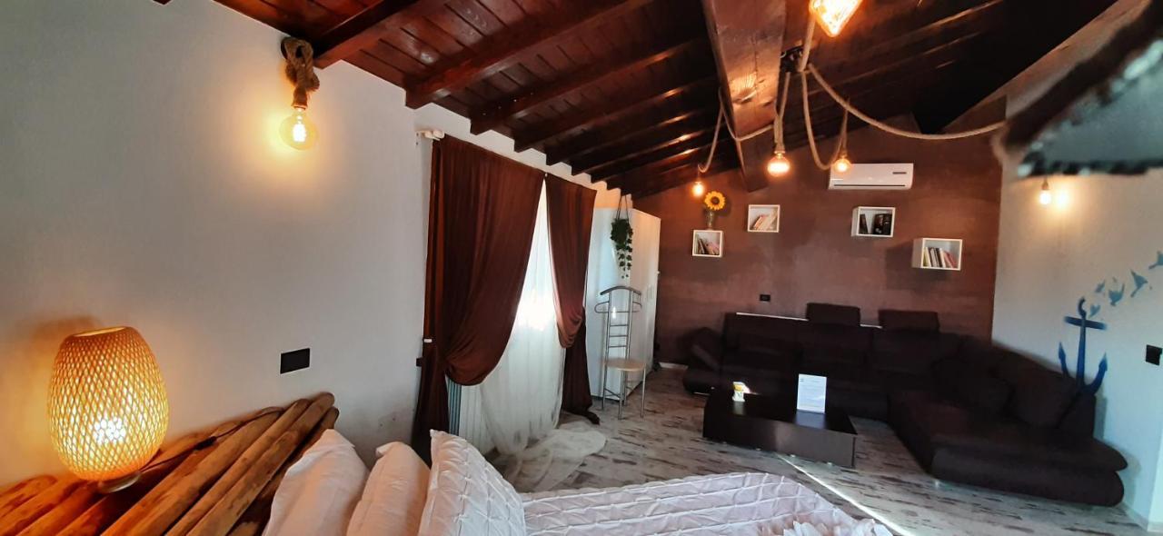 Bed and Breakfast Essenziale Castell'Anselmo Exterior foto