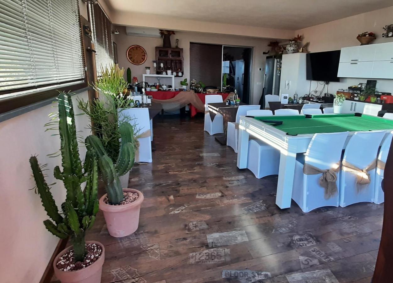 Bed and Breakfast Essenziale Castell'Anselmo Exterior foto