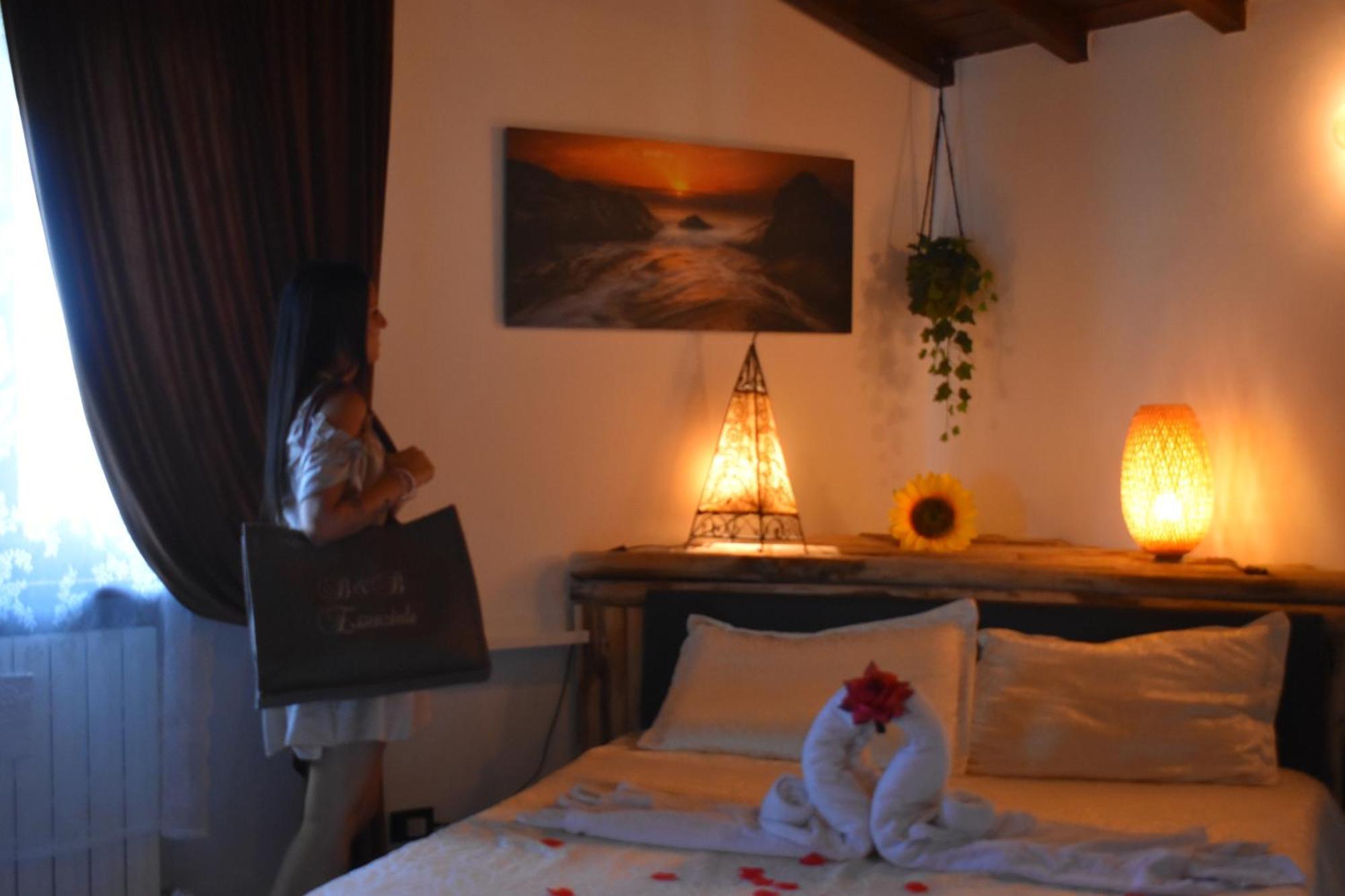 Bed and Breakfast Essenziale Castell'Anselmo Exterior foto
