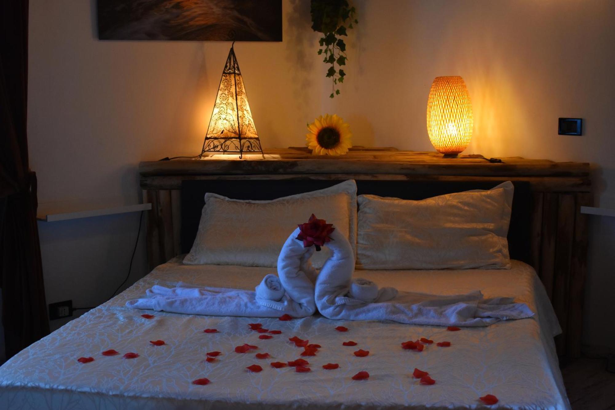 Bed and Breakfast Essenziale Castell'Anselmo Exterior foto