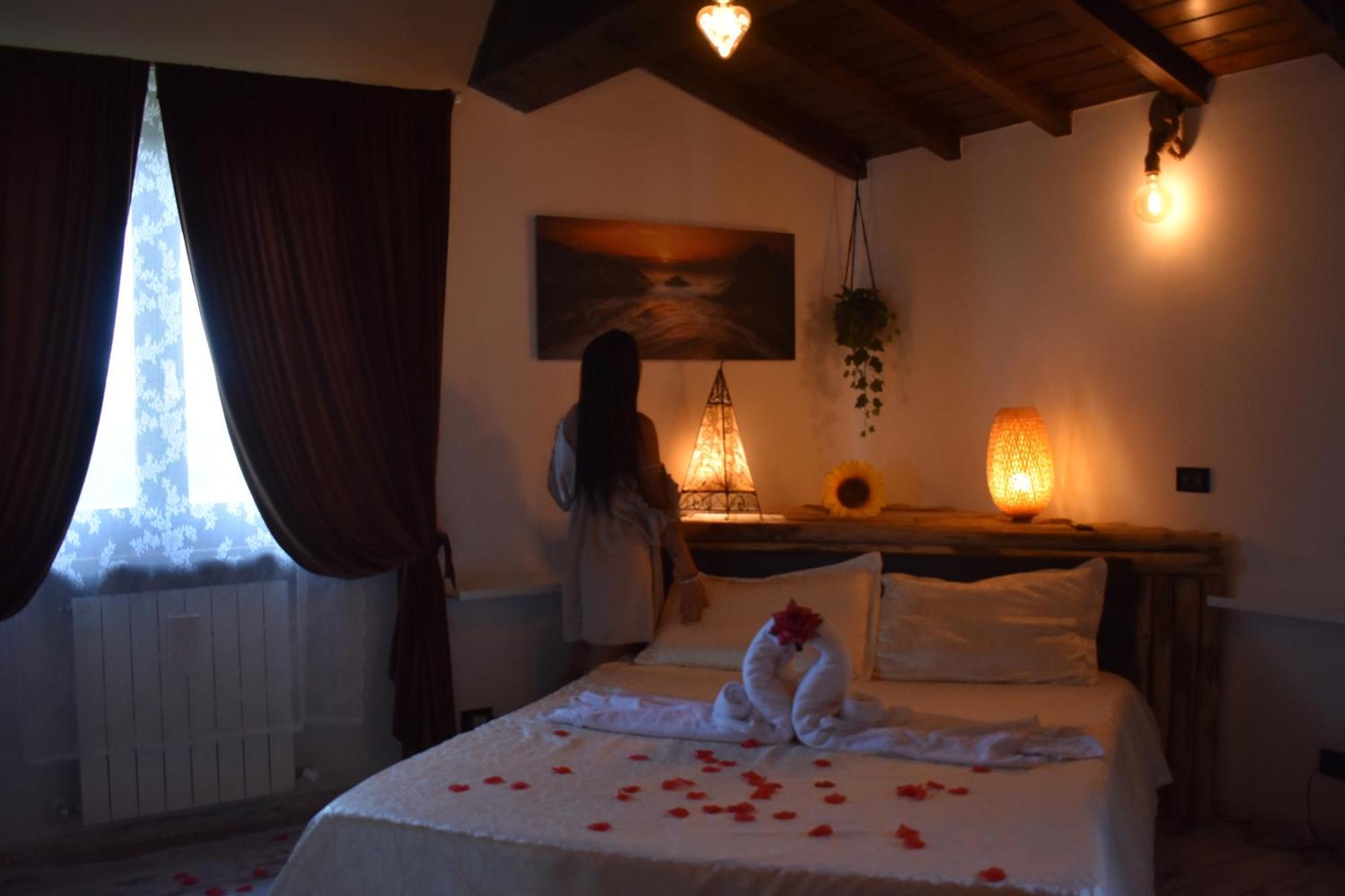 Bed and Breakfast Essenziale Castell'Anselmo Exterior foto