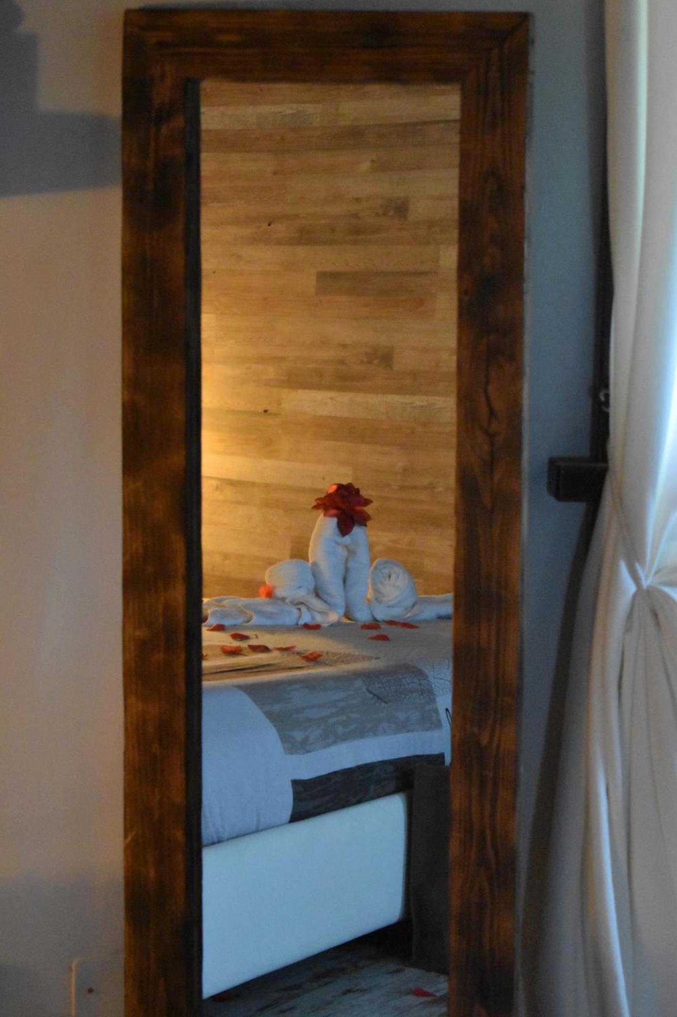 Bed and Breakfast Essenziale Castell'Anselmo Exterior foto
